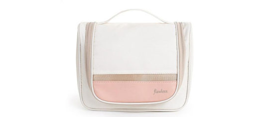 trousse de toilette
