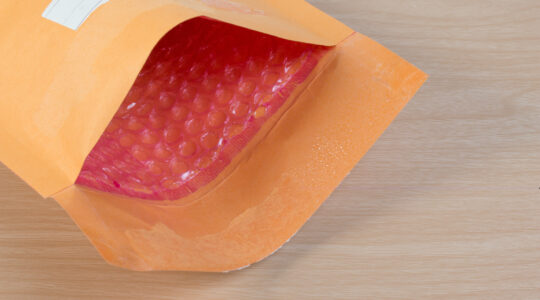 enveloppe à bulles